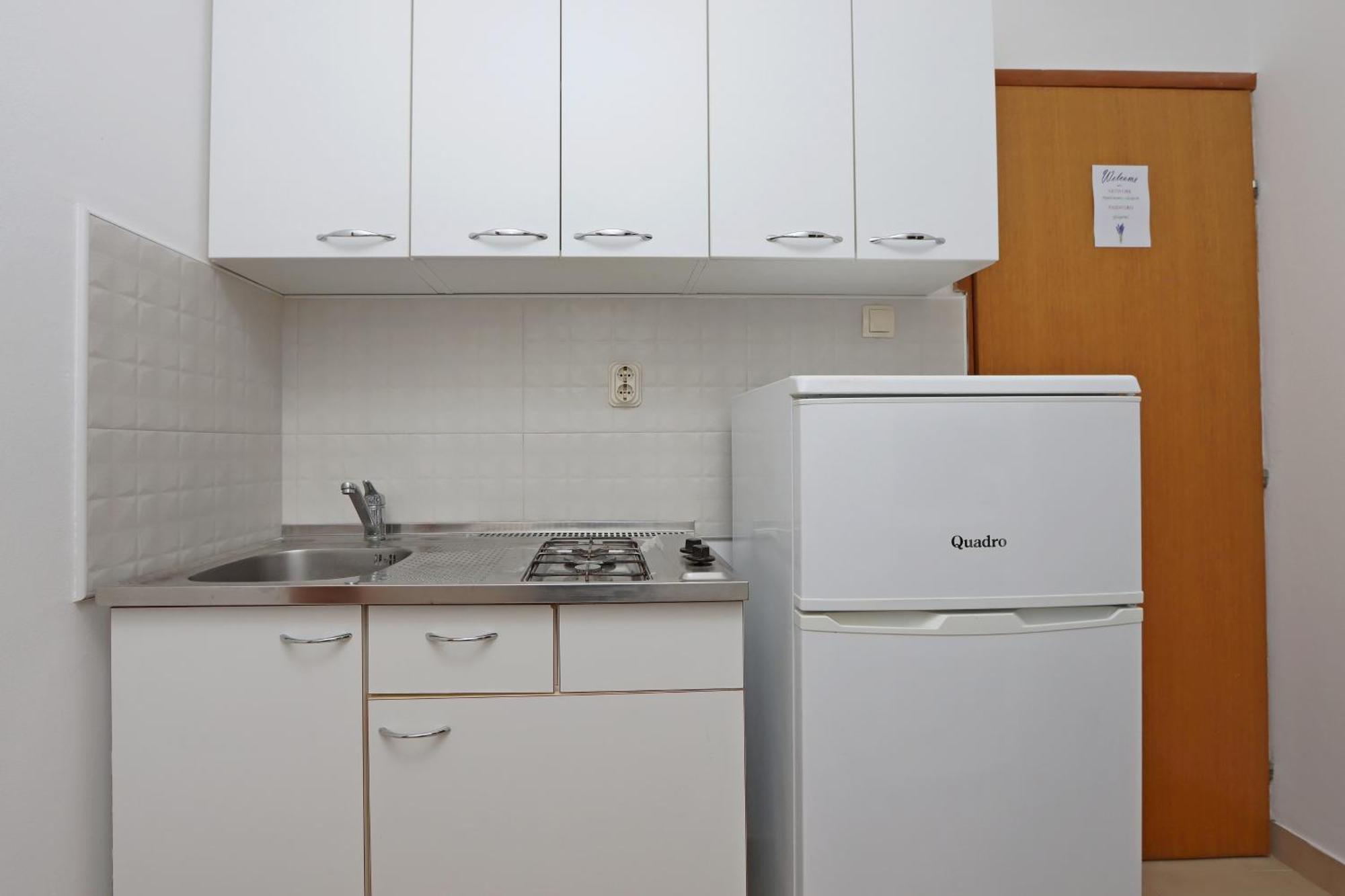 Apartments By The Sea Mandre, Pag - 3084 Kolan Cameră foto
