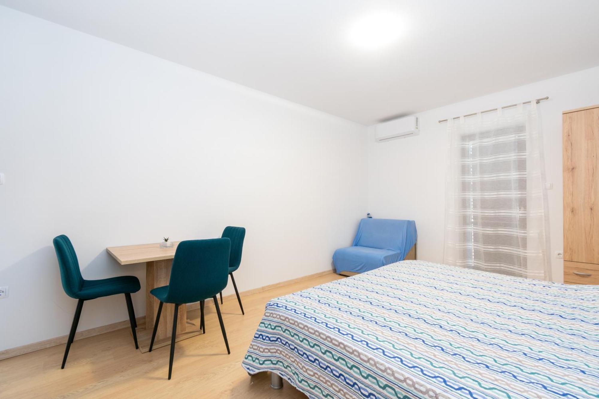 Apartments By The Sea Mandre, Pag - 3084 Kolan Cameră foto